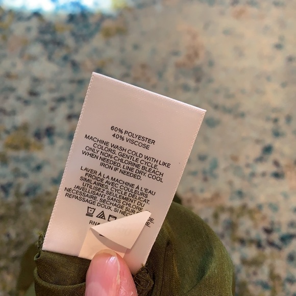 Express Women's Small Olive Green Button Down Sleeveless Shirt Black Embroidery - Picture 6 of 7